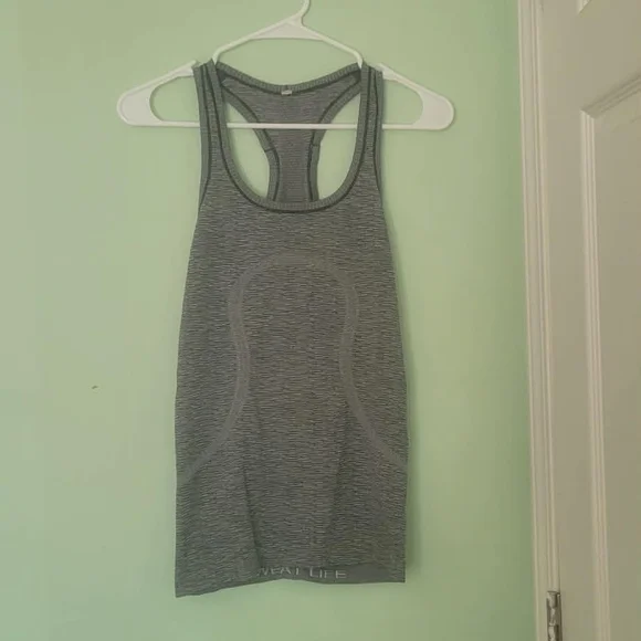 Lululemon Athletica blouse - Picture 5 of 7